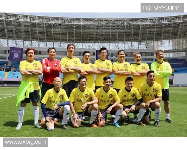 足球明星心系家园 用深情与荣耀书写传奇人生